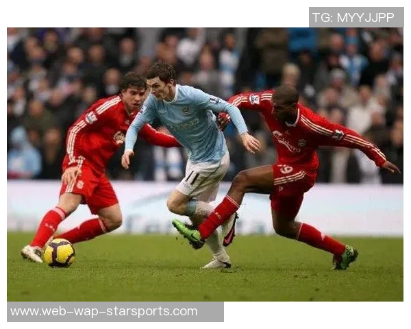 曼城遗憾错失良机萨维尼奥禁区内连射遭保托雷斯门线救险